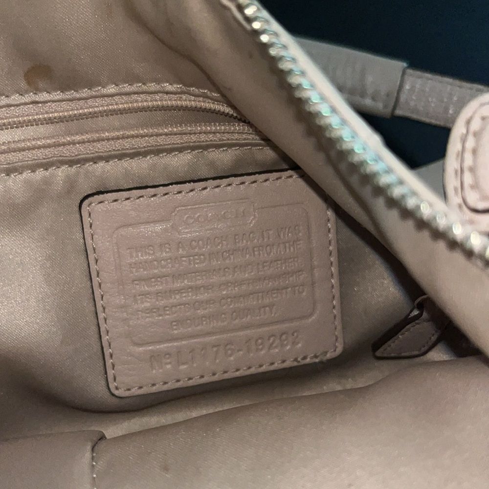 Light pink coach Crossbody or smaller handle bag  Kristen leather collection - Picture 5 of 8